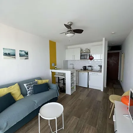 Agreable - - Fr-1-308-81 * Le Lavandou