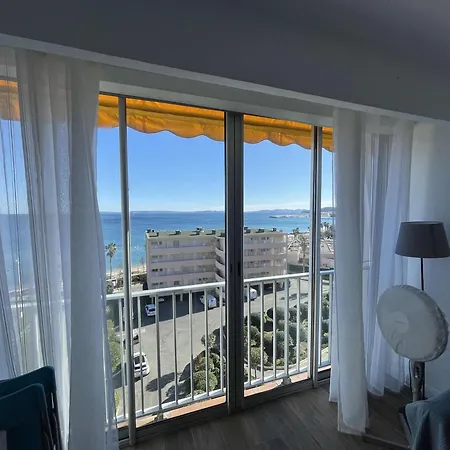 Daire Lumineux Au Lavandou - Vue - Fr-1-308-81